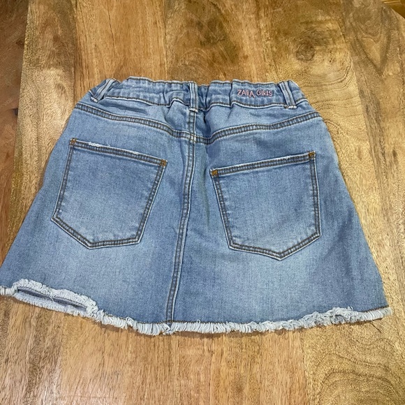 Zara Girls Short Denim Skirt - Picture 5 of 7